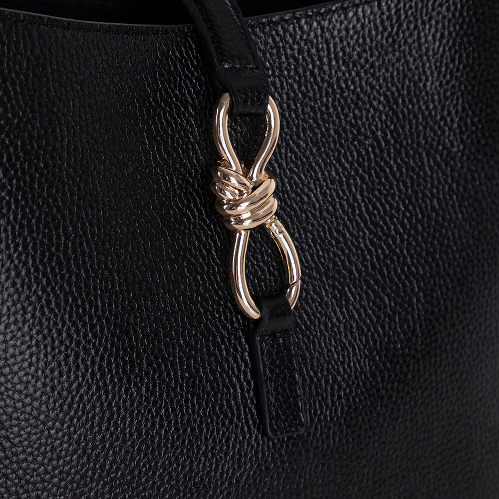 Azura Women’s Leather Shoulder Bag – Genuine Leather Handbag for Everyday Elegance | Minimal & Handcrafted
