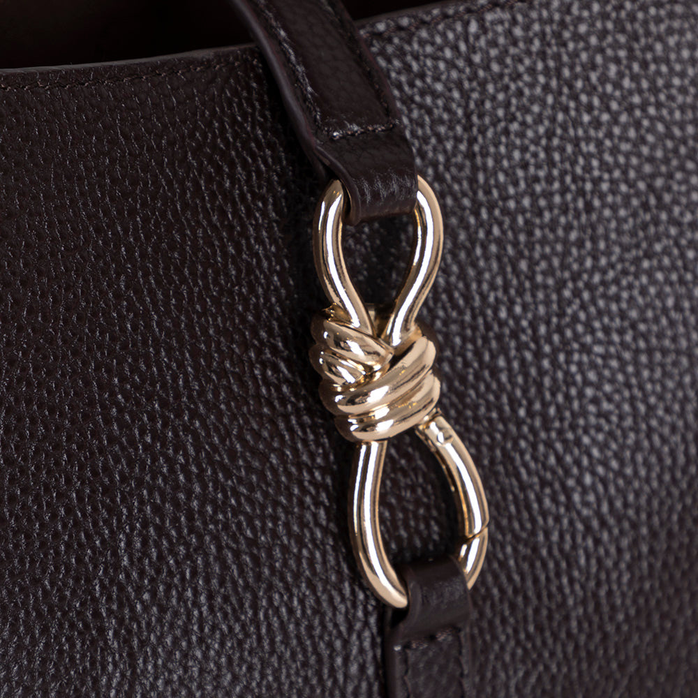 Azura Women’s Leather Shoulder Bag – Genuine Leather Handbag for Everyday Elegance | Minimal & Handcrafted
