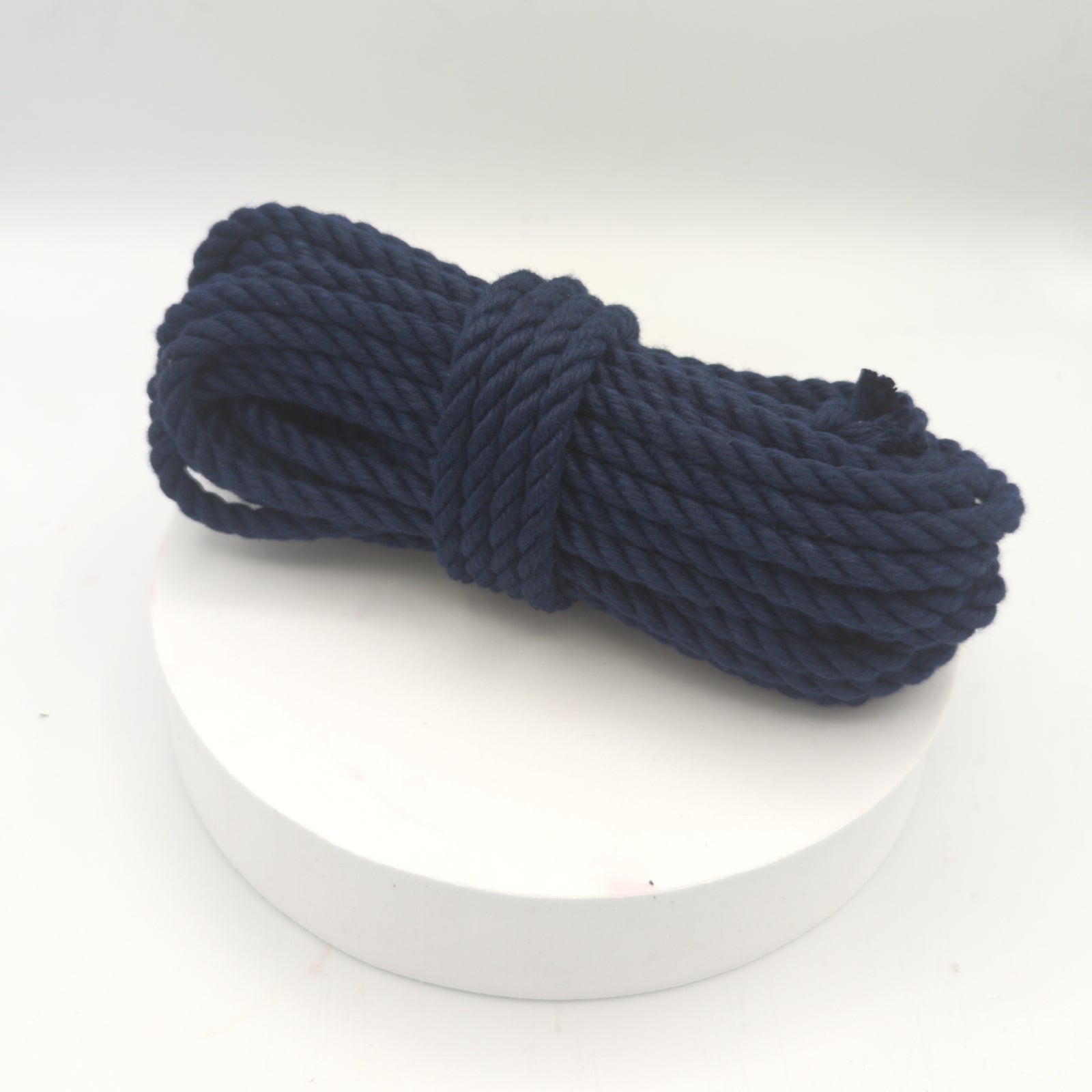 Wholesale POSH Rope - 3 Strand Spun Polyester Bondage Rope - Synthetic Hemp - 6mm