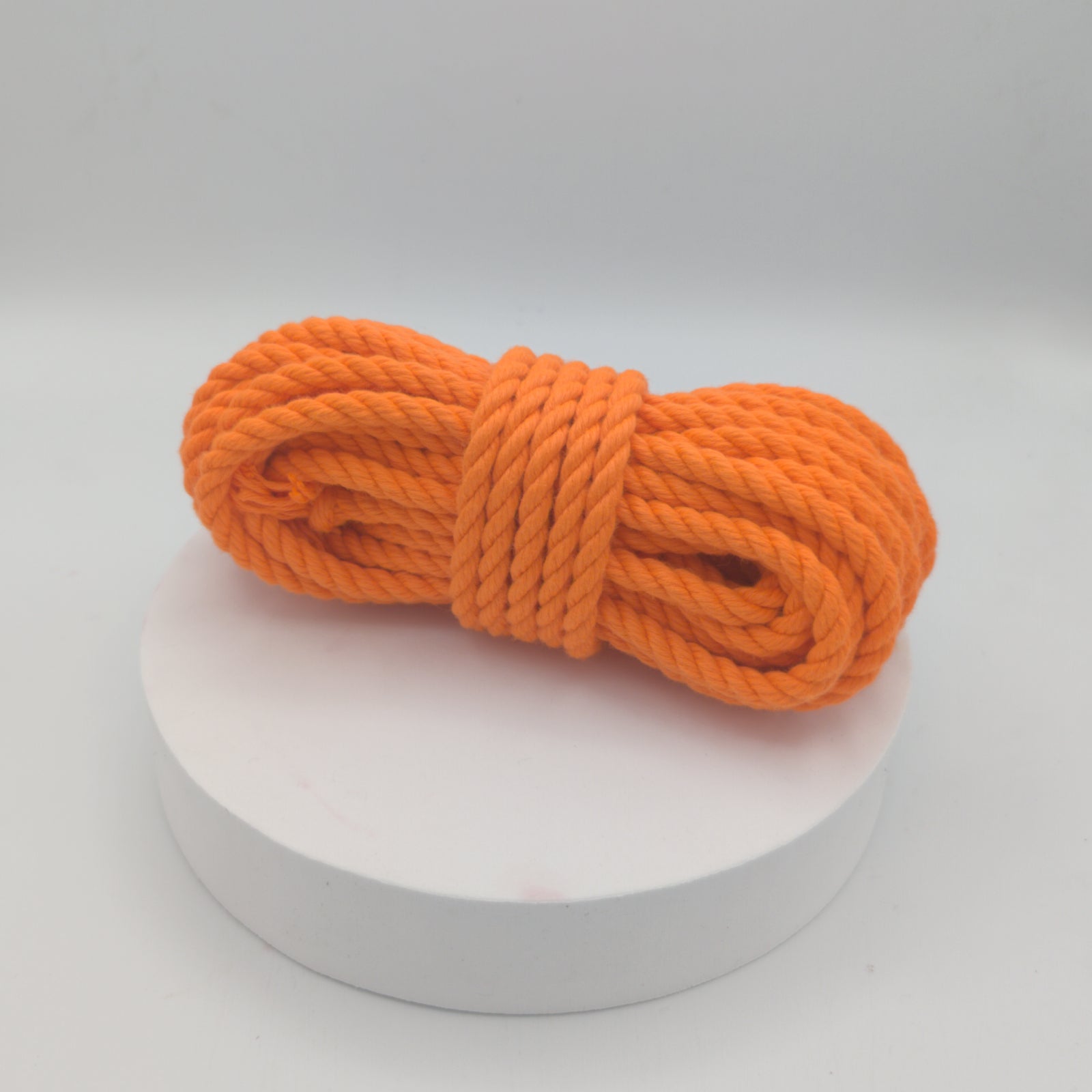 Wholesale POSH Rope - 3 Strand Spun Polyester Bondage Rope - Synthetic Hemp - 6mm