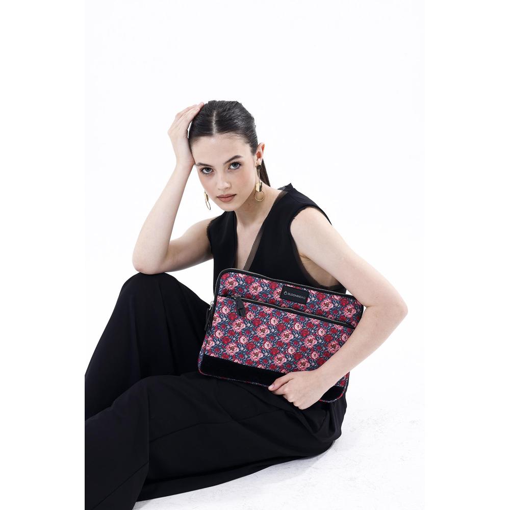 Blossom Lovin' 15-16 inch Laptop / MacBook Sleeve
